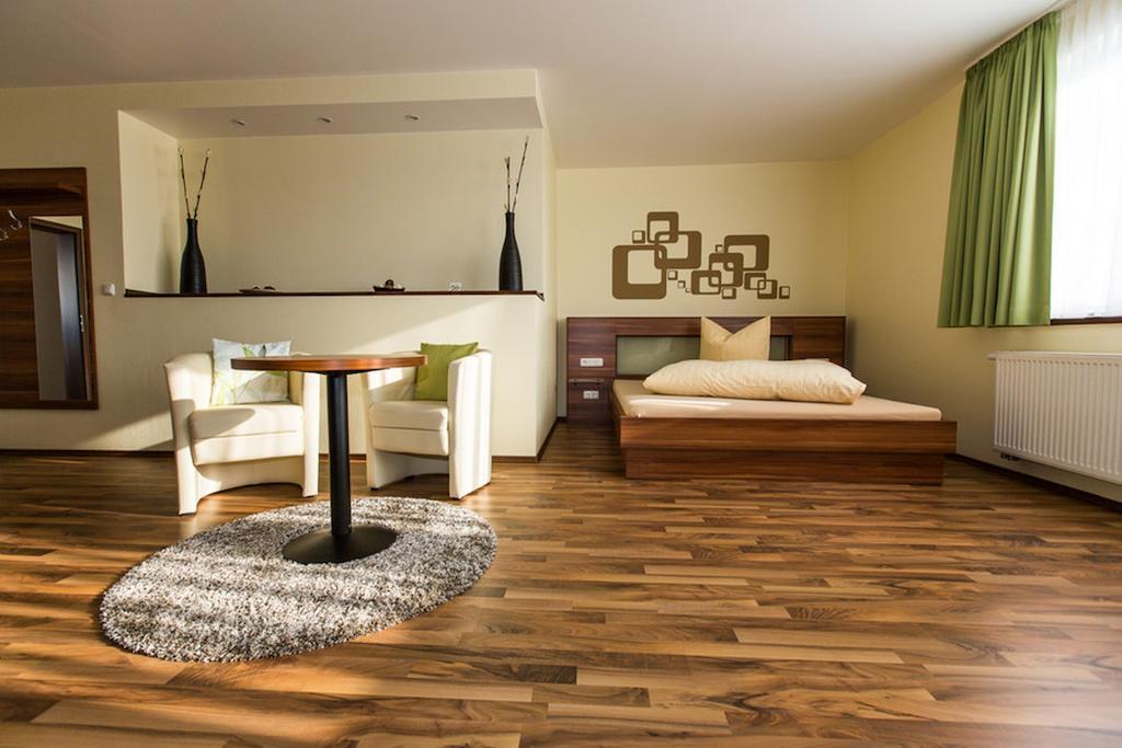 Hotel Viola Hochheim am Main Pokój zdjęcie