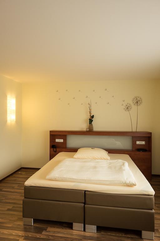 Hotel Viola Hochheim am Main Pokój zdjęcie